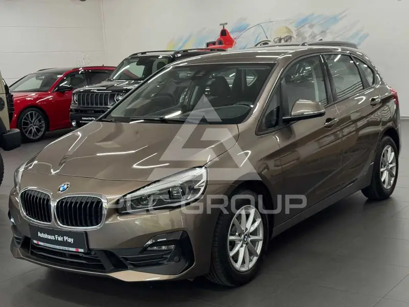2019 BMW 220