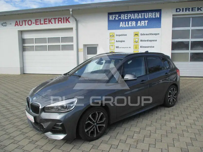 2019 BMW 220