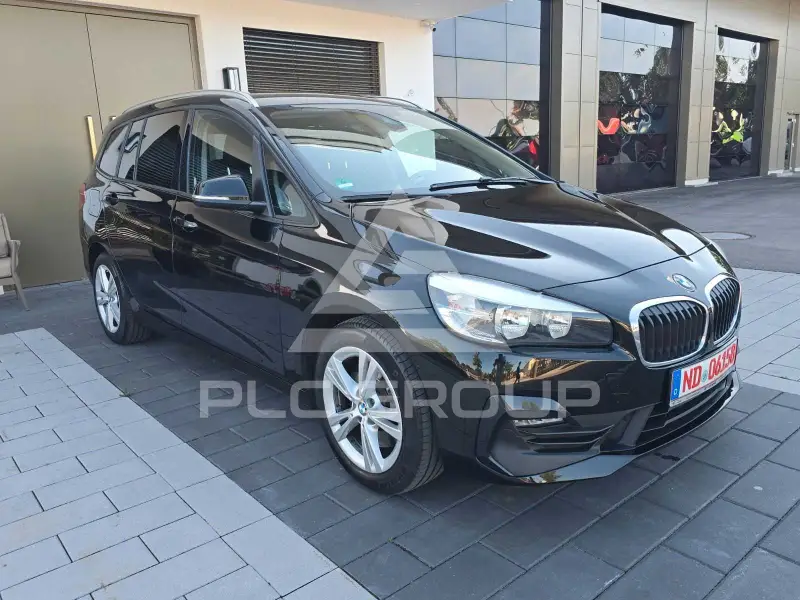 2019 BMW 220