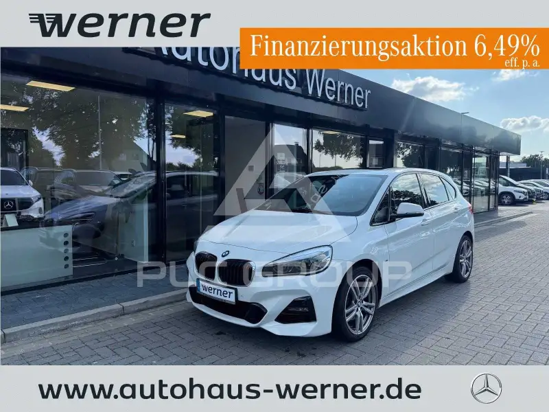 2019 BMW 220