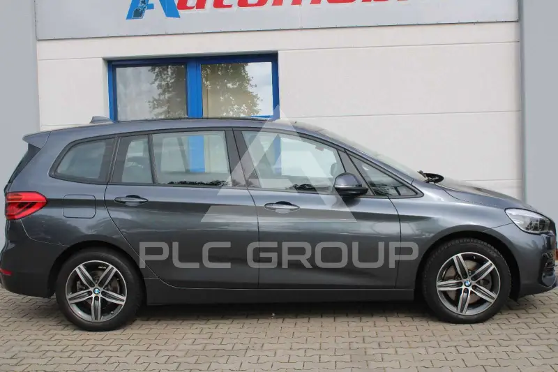 2019 BMW 220