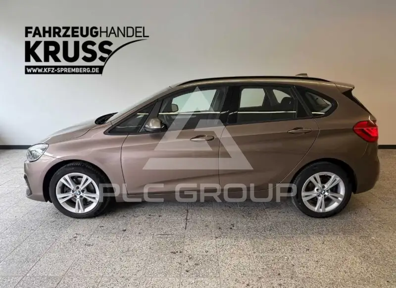 2019 BMW 220