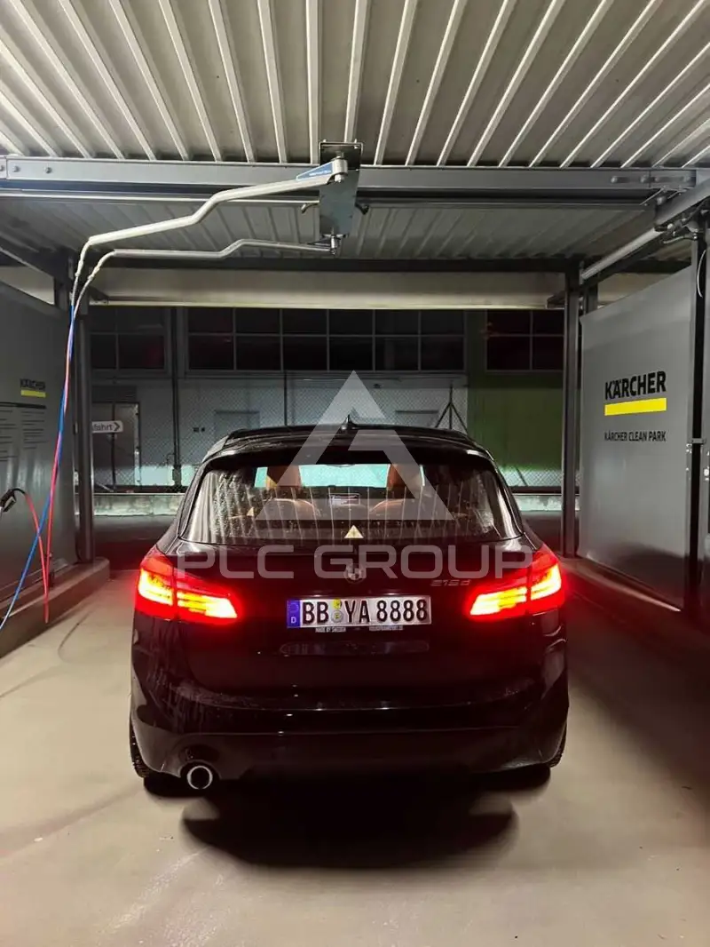 2019 BMW 216