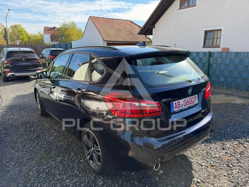 2019 BMW 225