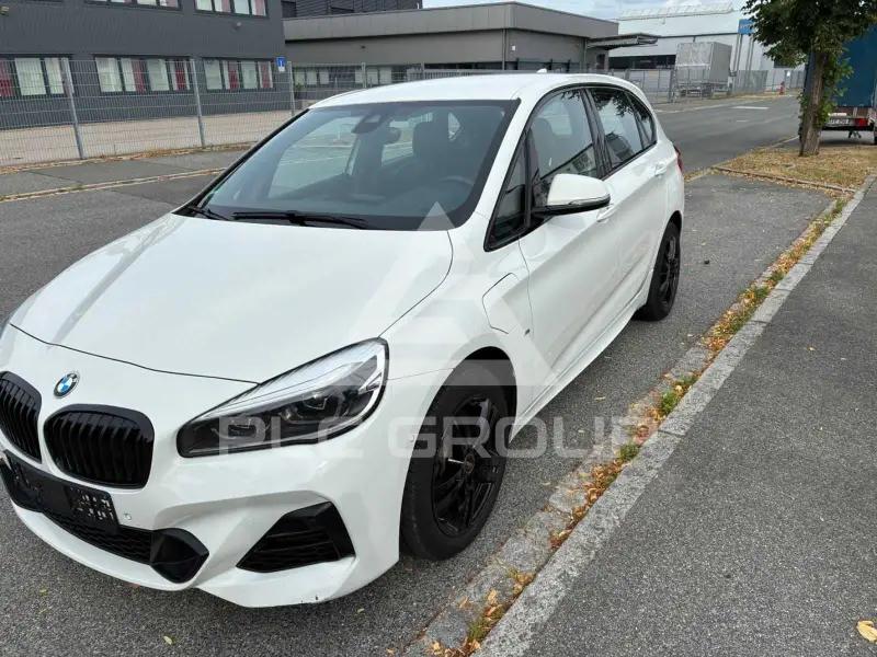 2019 BMW 225