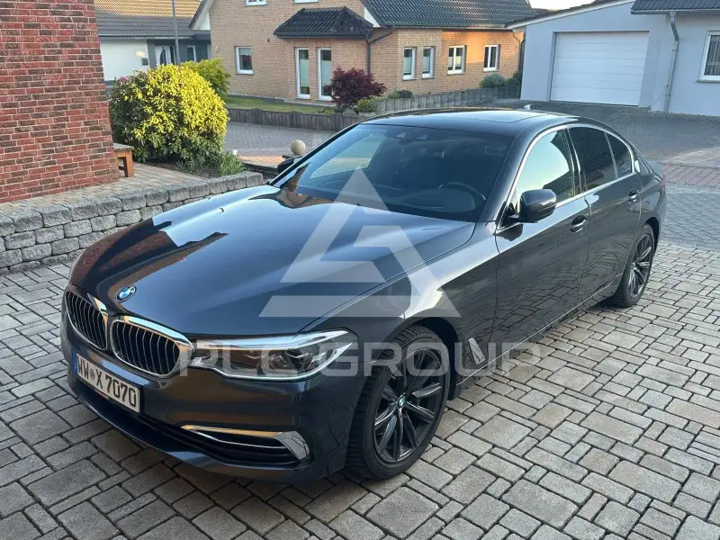 2019 BMW 530