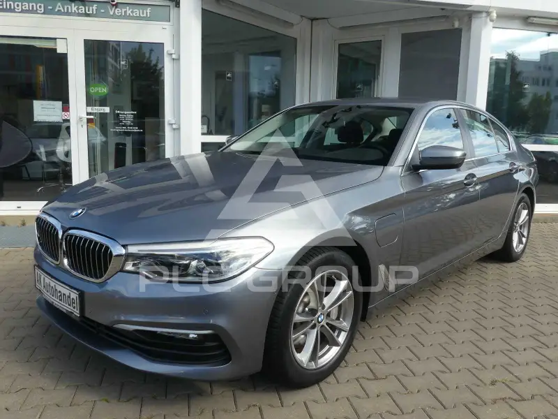 2019 BMW 530