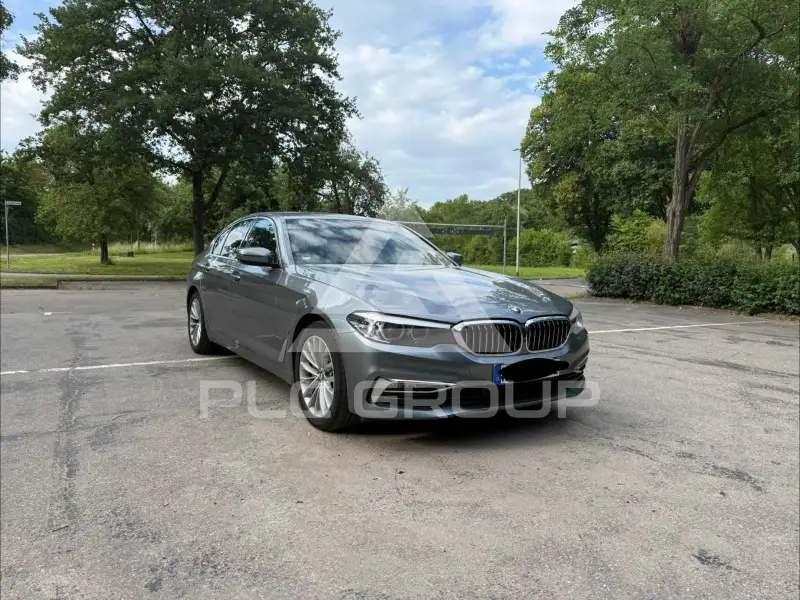2019 BMW 530