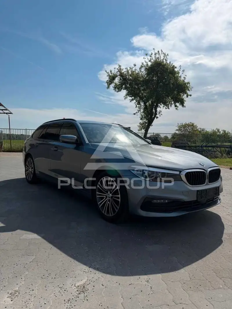 2019 BMW 530
