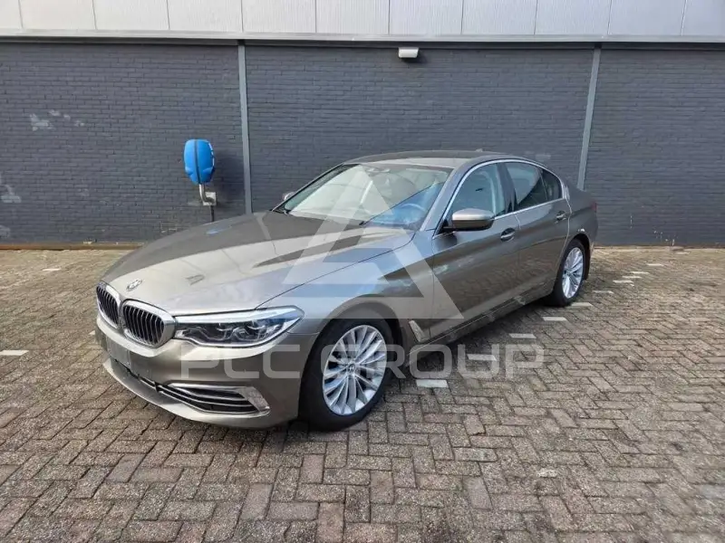 2019 BMW 530