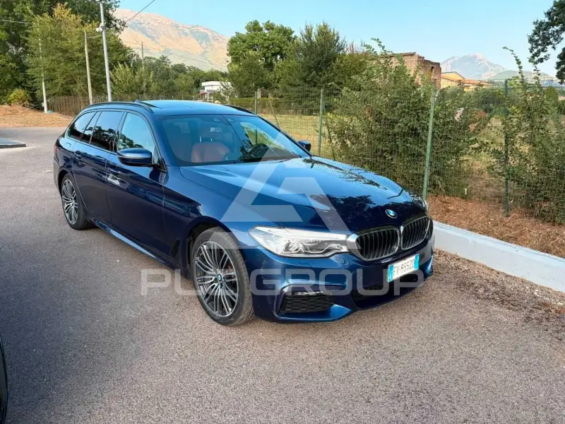 2019 BMW 530