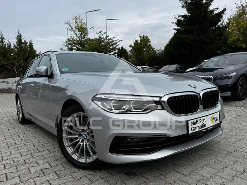 2019 BMW 530
