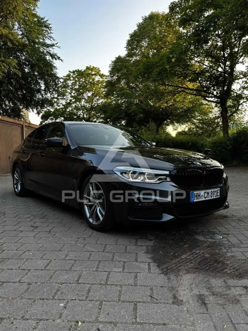 2019 BMW 530