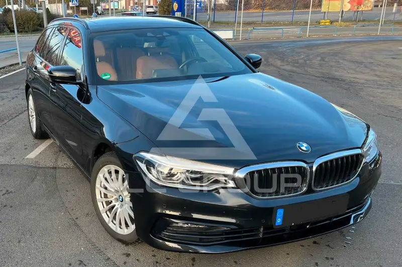 2019 BMW 530