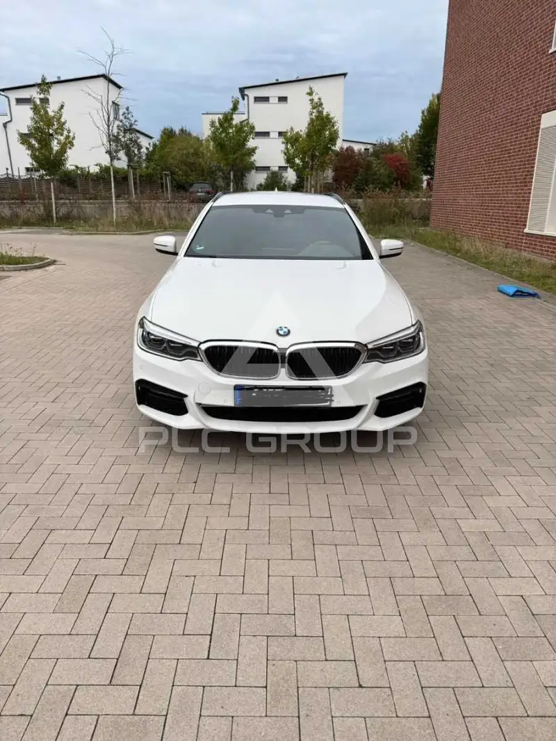 2019 BMW 530