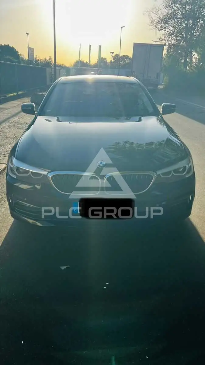2019 BMW 530