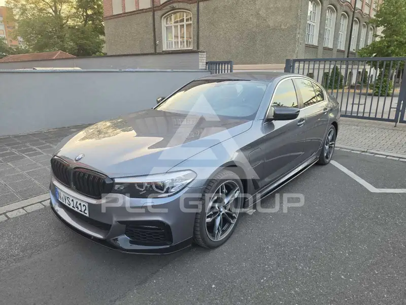 2019 BMW 530