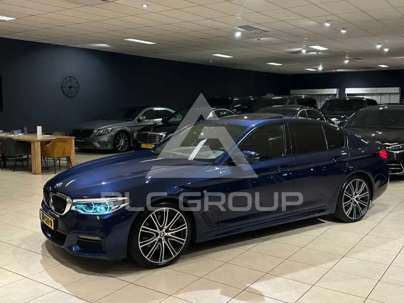 2019 BMW 530