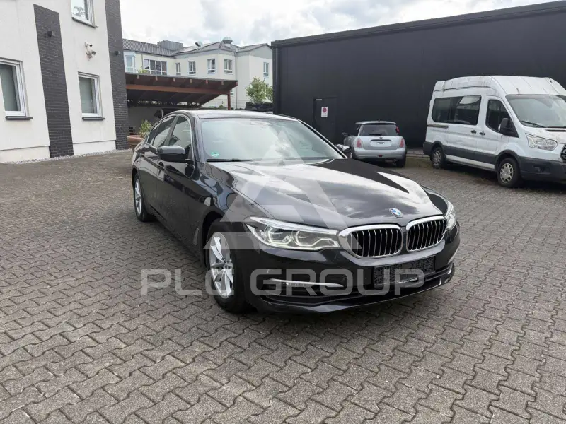 2019 BMW 530