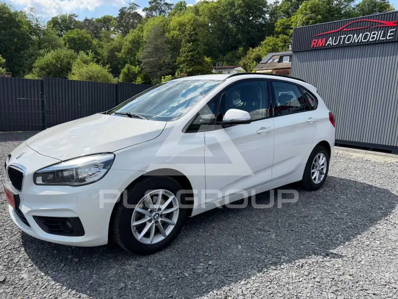 2019 BMW 218