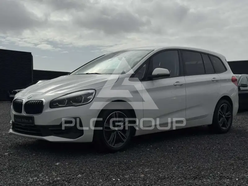 2019 BMW 218