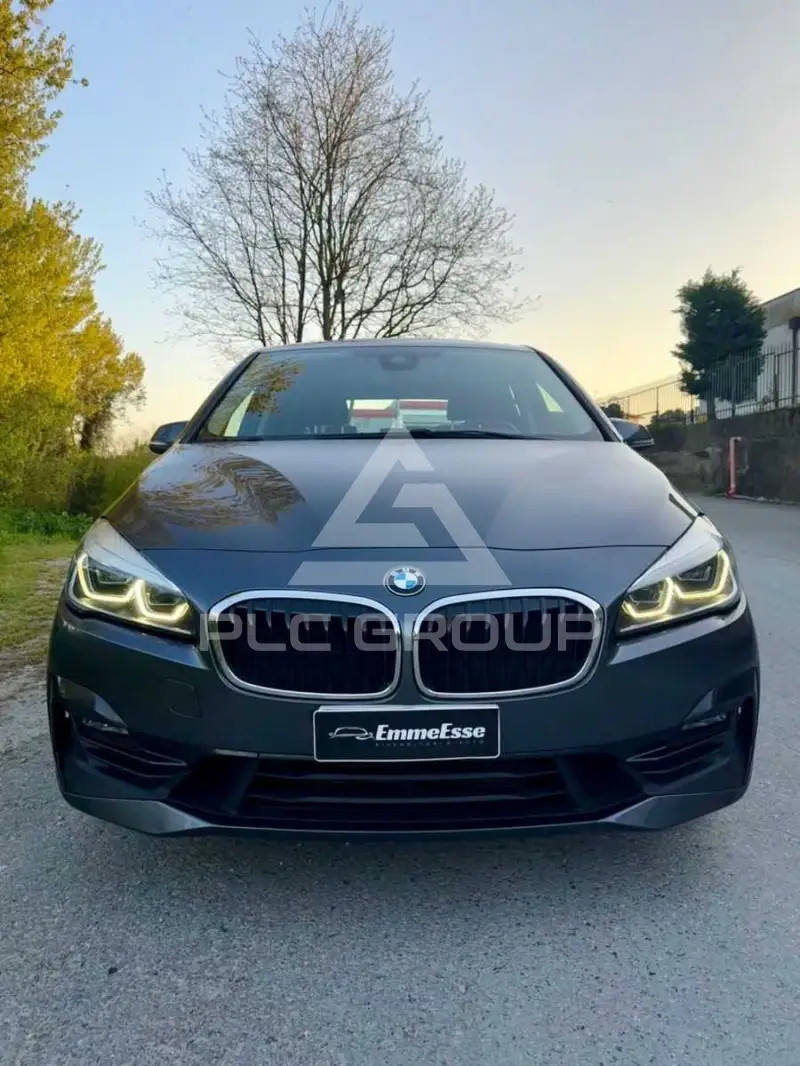 2019 BMW 218
