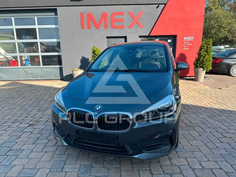 2019 BMW 218
