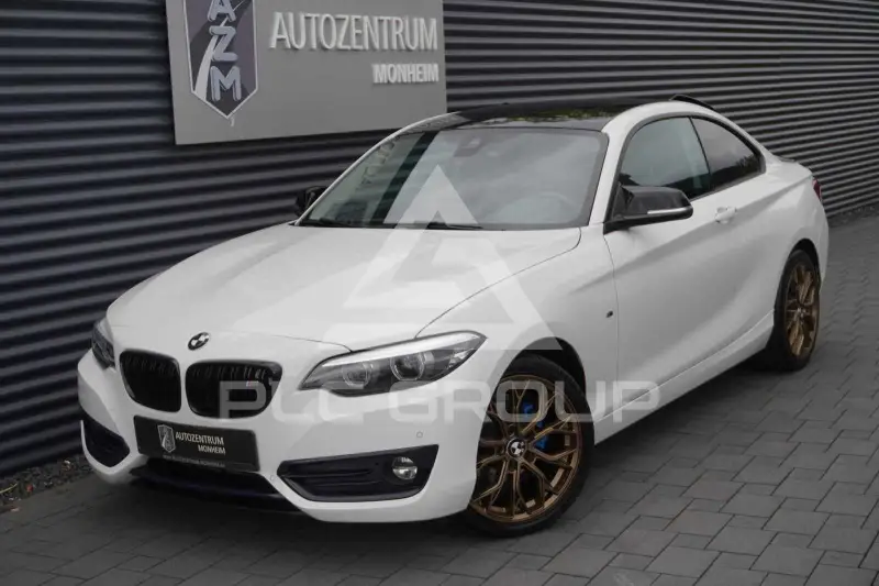 2019 BMW 218