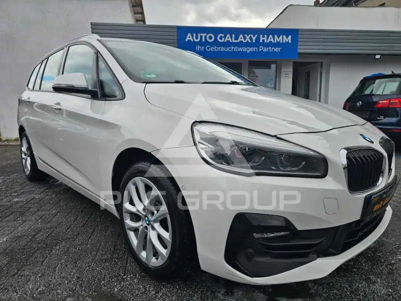 2019 BMW 218