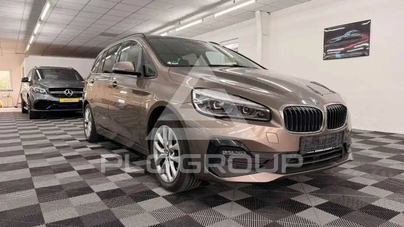 2019 BMW 218