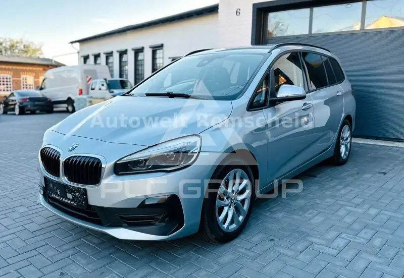2019 BMW 218