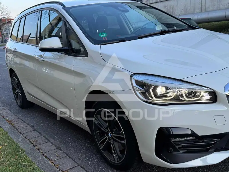2019 BMW 218