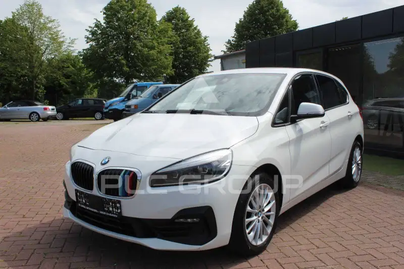 2019 BMW 218