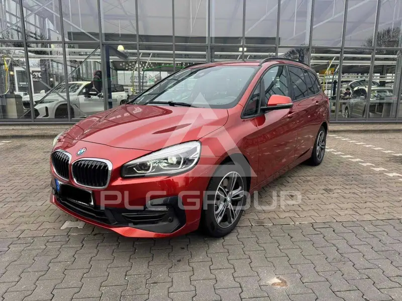 2019 BMW 218