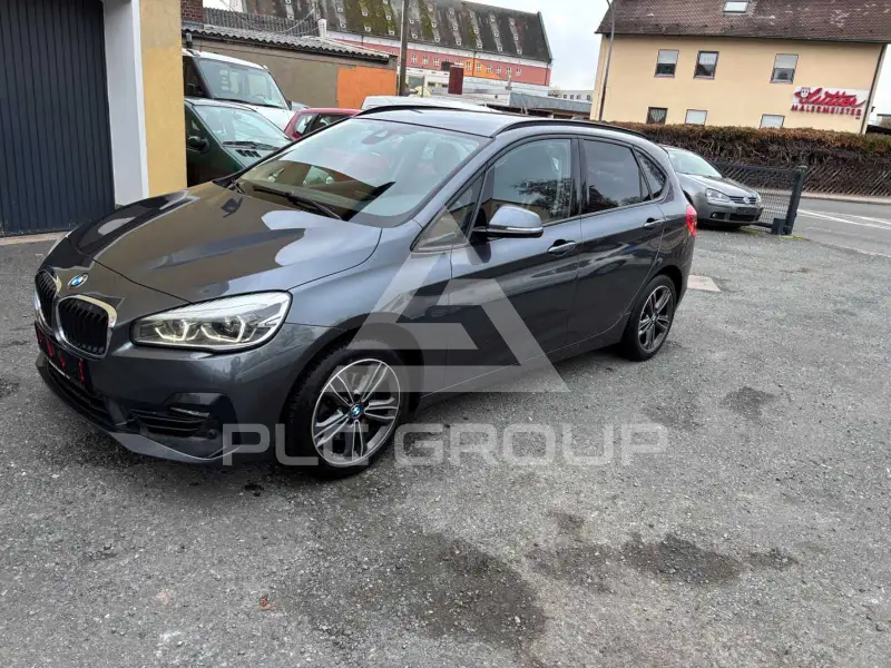 2019 BMW 218