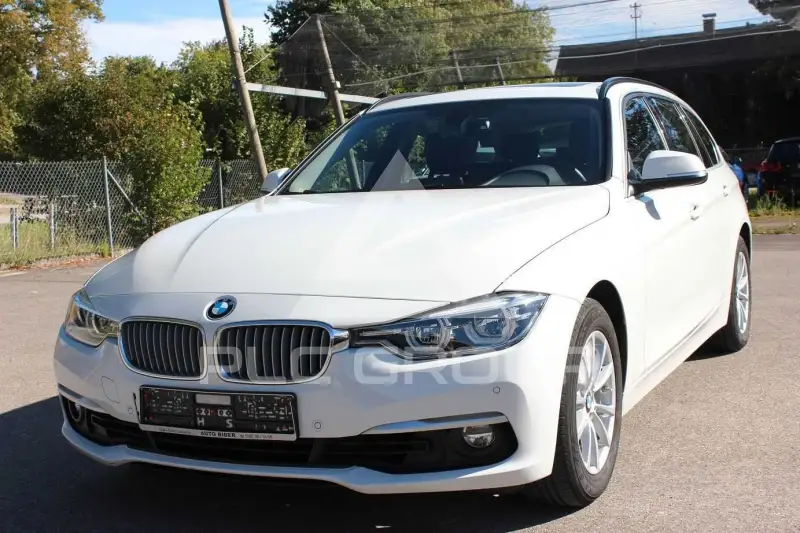 2019 BMW 320