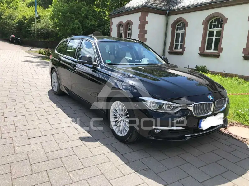 2019 BMW 320