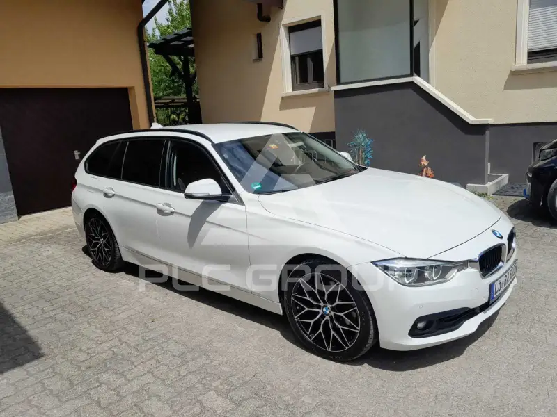2019 BMW 320