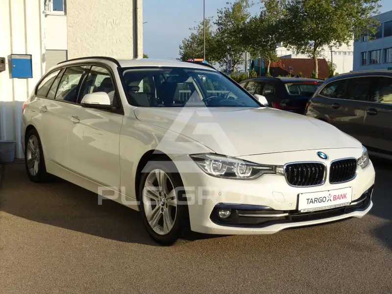 2019 BMW 320