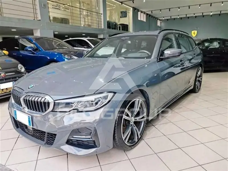 2019 BMW 320