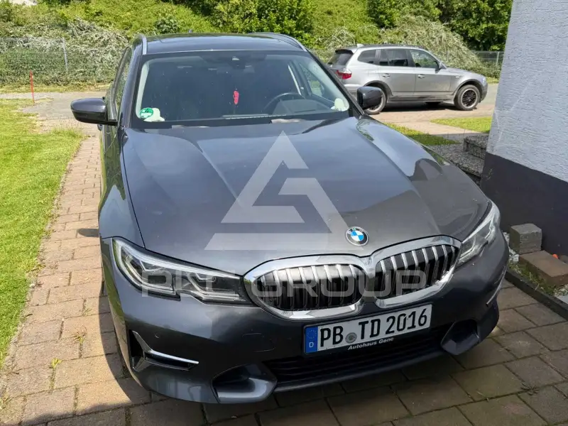 2019 BMW 320