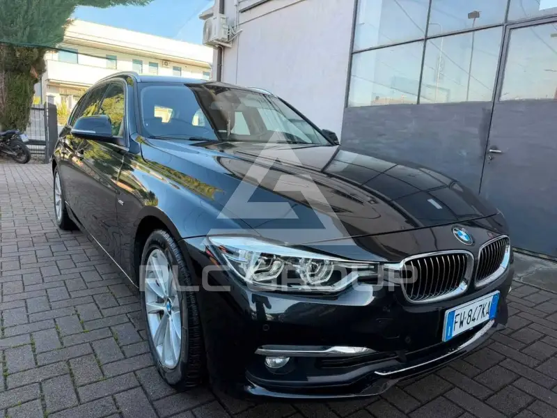 2019 BMW 320
