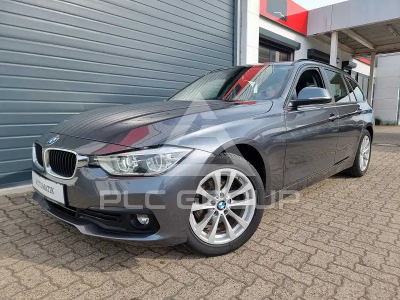 2019 BMW 320
