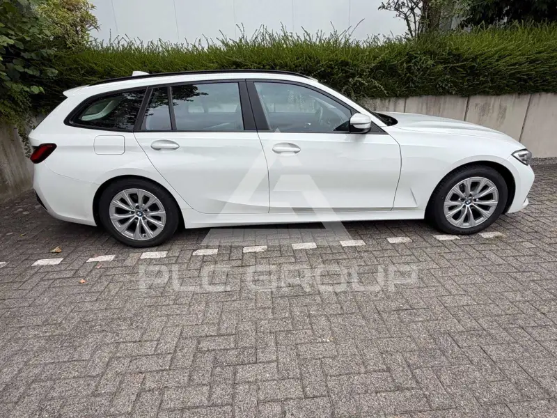 2019 BMW 320