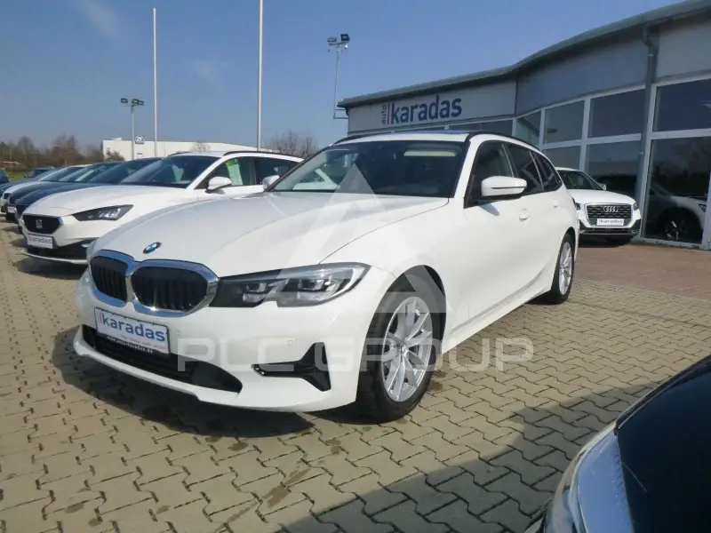 2019 BMW 320