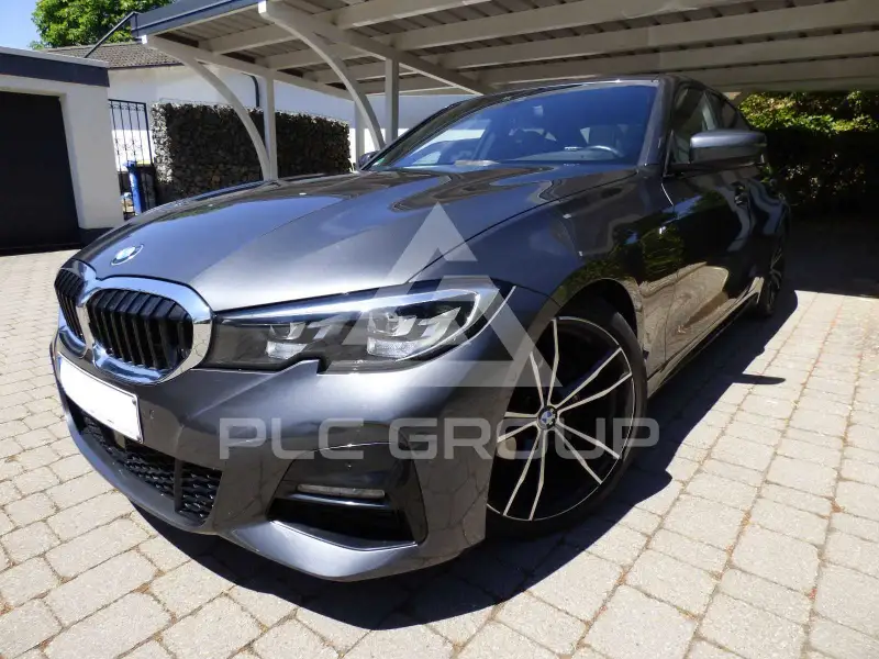 2019 BMW 320