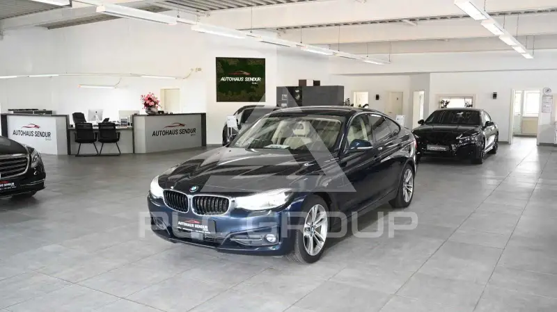 2019 BMW 320