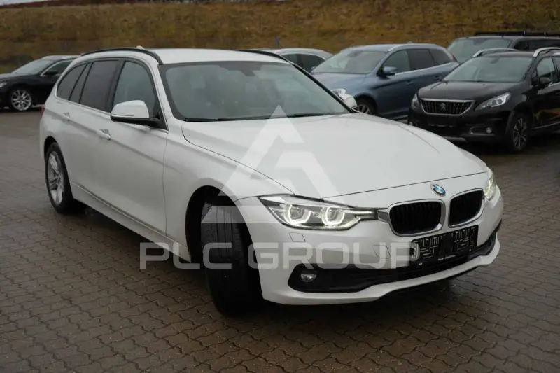 2019 BMW 320