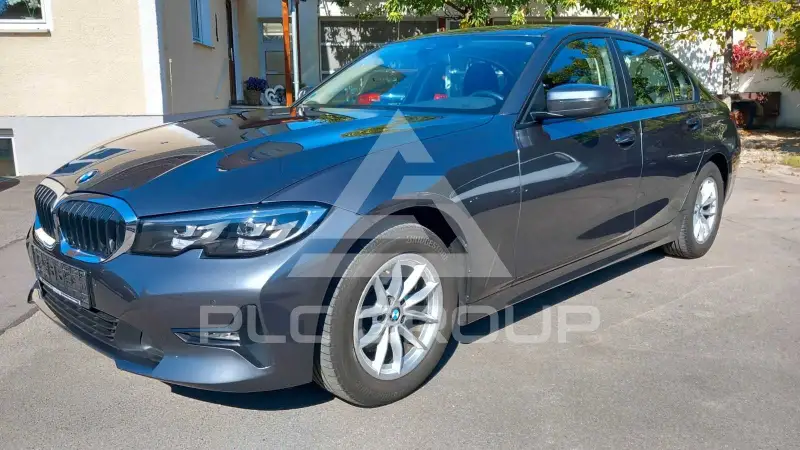 2019 BMW 320