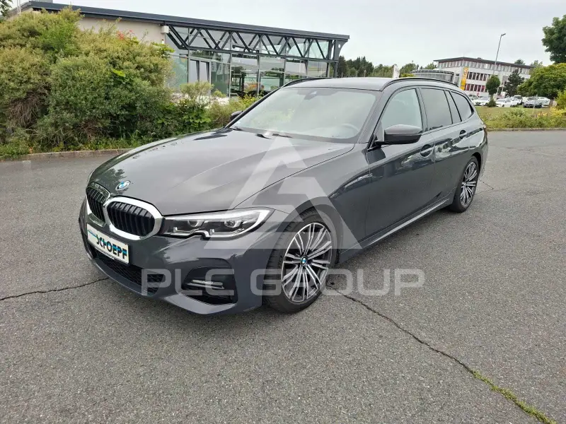 2019 BMW 320